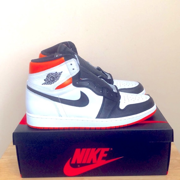 Nike Other - NIKE AIR JORDAN 1 RETRO HIGH OG SNEAKERS